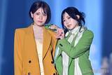 「“元ラストアイドル”高嶺のなでしこ・橋本桃呼＆フルコース阿部菜々実がランウェイ競演 カラージャケットのイロチコーデ【IDOL RUNWAY COLLECTION 2026】」の画像1