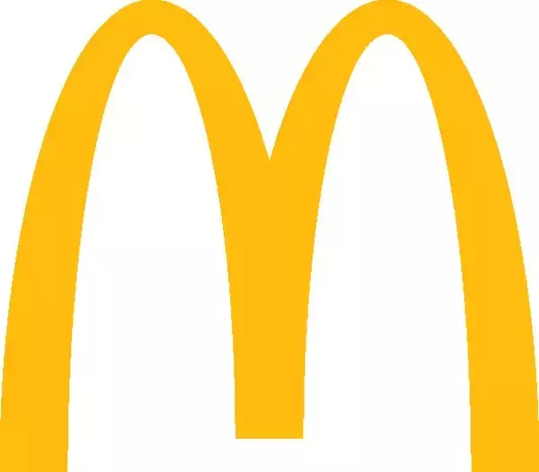 マクドナルド、紙ストロー終了発表 “ストローなしで飲めるフタ”に