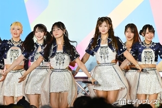 ≠ME、雨の「TIF」で圧巻パフォーマンス デビューの地でファンと一体感見せる【TIF2026】