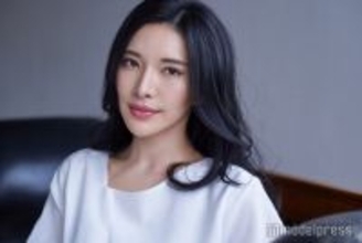 “世界一のグラビア雑誌”表紙も飾った4児のママ・紗世「VOGUE UKRAINE」に登場「また一つ夢が叶いました」