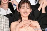 「久間田琳加、春らしいピンク髪にイメチェン「天使すぎる」「桜に負けない可愛さ」と絶賛の声」の画像1