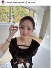 大沢あかね、美肩＆美背中輝くオフショルトップス姿披露「背中のラインが綺麗」「色っぽい」と反響