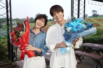 内田有紀＆timelesz寺西拓人、“20歳差ラブストーリー”クランクアップ「恋をしている気持ちで毎日過ごして」【ラストノート】