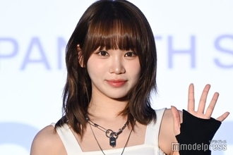 LE SSERAFIMチェウォン、美肩全開オフショルワンピ姿公開「女神様にしか見えない」「可愛いが渋滞してる」と反響