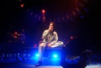 菅田将暉、17曲で魅せた現在地と音楽活動10周年に向けた決意表明 上裸姿で熱いパフォーマンスも【ライブレポ／セットリスト】