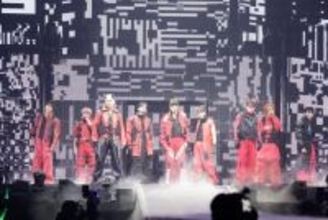 超特急、悲願の東京ドーム決定で歓喜の抱擁 涙で語った15年目の決意「やっててよかった」【「REAL？」レポート／セットリスト】