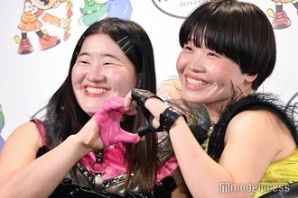 ガンバレルーヤ、ココナッツブラ着用の圧巻ダンスショット公開「元気もらえる」「飾っておきたい可愛さ」と反響