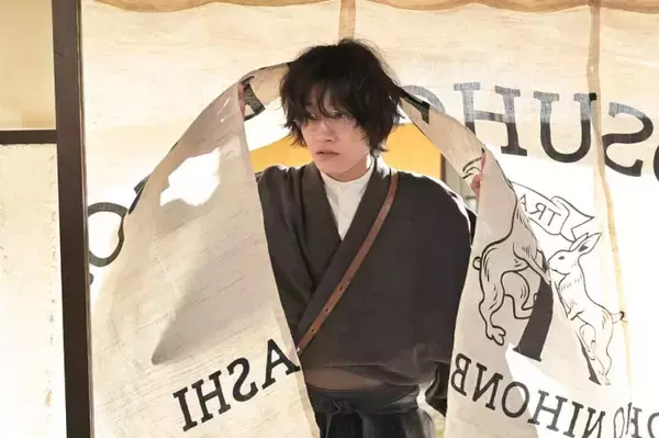 「風、薫る」Aぇ! group佐野晶哉が初登場でファン歓喜の声「一瞬なのに色気ダダ漏れ」「雰囲気すごい」【ネタバレあり】