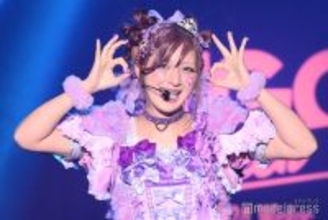 しなこ、アイスクリーム柄ミニスカから美脚際立つ「妖精みたい」「スタイル抜群」と反響