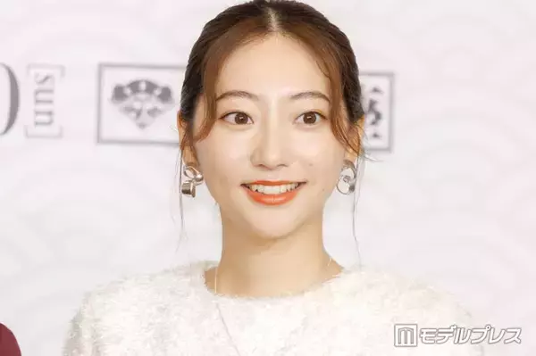 武田玲奈、セットアップコーデから圧巻美脚披露「異次元のスタイル」「ビジュアルが神がかってる」