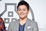 「2児の父・スピードワゴン井戸田潤、仕事前に長男と遊ぶ姿が話題 妻の投稿に「いいパパすぎる」「息子くん嬉しそう」の声」の画像1