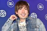 「本郷杏奈「最近パパっ子」夫・EXITりんたろー。＆2歳息子の親子ショット公開「お寿司屋さんかな？」「パパの顔になってて素敵」と反響」の画像1