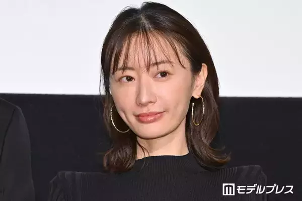 松本まりか「初代神の子」眉なし×赤メイクで印象ガラリ「妖艶」「誰か本当に分からなかった」