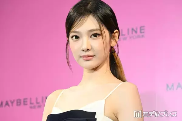 aespaニンニン「メットガラ」スパンコールミニワンピで抜群スタイル際立つ「オーラ半端ない」「女王様だ」絶賛の声相次ぐ