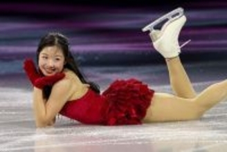 “首傾げポーズ”話題・フィギュア中井亜美選手、意外な十八番に「聴いてみたい」「絶対可愛い」の声 親友が明かす素顔