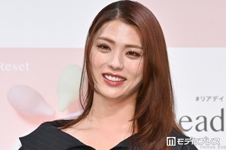 井手上漠、鮮やかな赤髪で雰囲気ガラリ「異次元の美しさ」「ミステリアスな魅力」の声