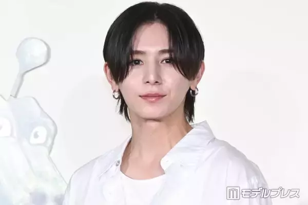 Hey! Say! JUMP山田涼介、ソロアジアツアーへ「連れて行きます」宝箱の中身にニッコリ