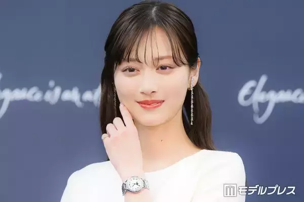 山下美月、美スタイル際立つノースリーブコーデ2選にファン歓喜「プライベート感がたまらない」「清楚でエレガント」