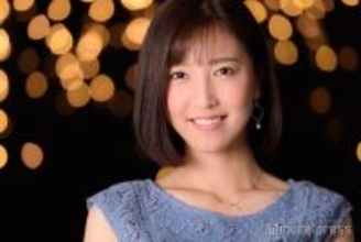 フジ小澤陽子アナ、膝丈ワンピ姿で美脚際立つ「映画のワンシーンのよう」「海外が似合う」と反響