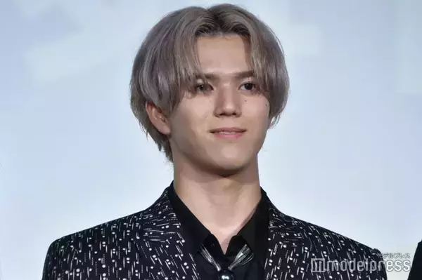 MAZZEL・RAN、幼少期ショットにファン悶絶「小さい時からイケメン」「癒される」