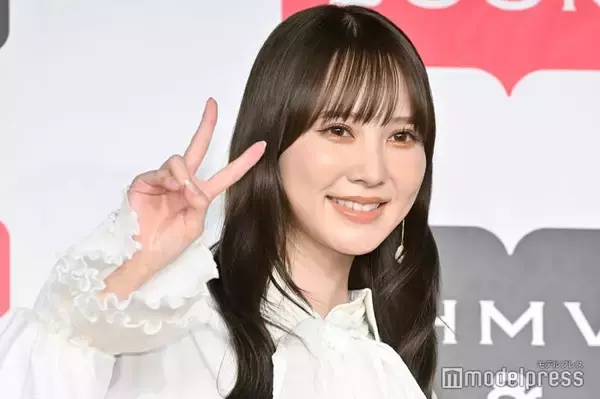 元日向坂46加藤史帆、美脚輝く膝上スカート姿公開「美人オーラ溢れてる」「脚のラインが綺麗」と反響