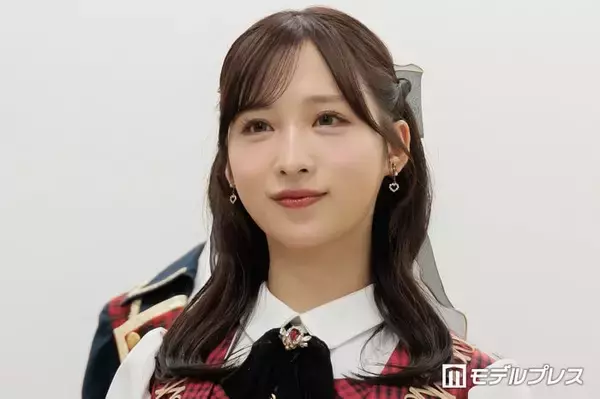 AKB48小栗有以、色白肌際立つノースリワンピ姿「リアル天使すぎる」「美しさが加速してる」と反響