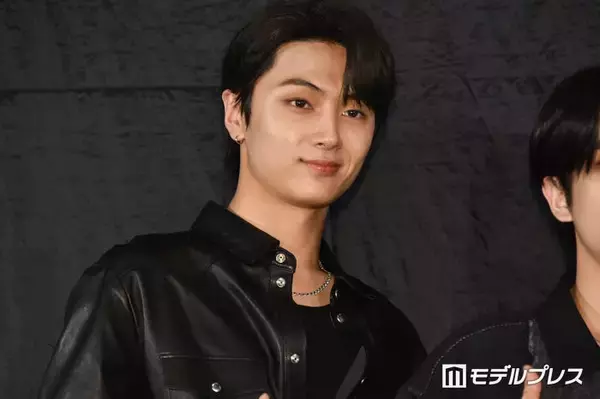 ENHYPENジェイ、母との函館旅行で大物日本人アーティストと合流「豪華すぎる」「交流が続いていて嬉しい」と反響続々