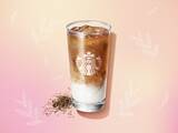 「【スタバ新作】華やかに香る「アールグレイ ＆ クリーミー ティー ラテ」後味すっきり＆混ぜて味わい変化」の画像1