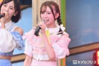 AKB48メンバー、ほっそり美脚際立つミニワンピース姿「身体の半分が脚」「スタイルレベチ」とファン絶賛