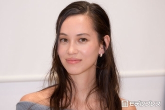 水原希子、ビキニ外した海満喫ショット公開「破壊力すごい」「全身バランス神」と反響