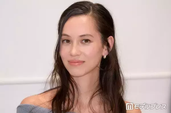 水原希子、ビキニ外した海満喫ショット公開「破壊力すごい」「全身バランス神」と反響