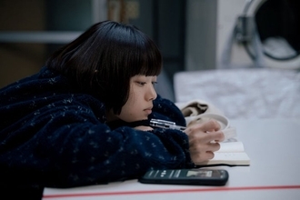 杉咲花主演「冬のなんかさ、春のなんかね」初回、若葉竜也主演映画「街の上で」彷彿シーン話題「そっくり」「狙ってる？」