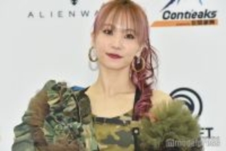 LiSA、透け感ドレスから美脚スラリ「可憐」「綺麗すぎる」と反響