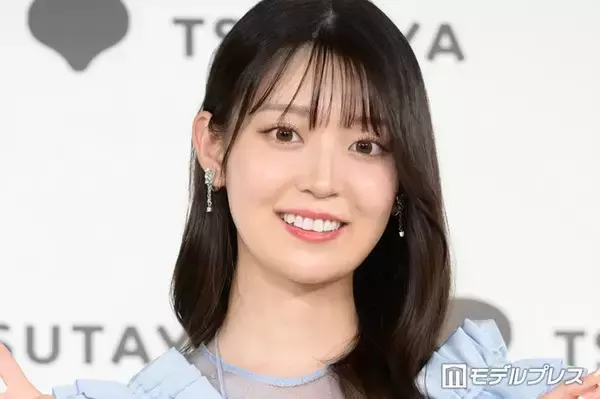 元乃木坂46メンバー、深紅のシースルードレス血のり付きオフショットに反響「大人の魅力」「色っぽい」