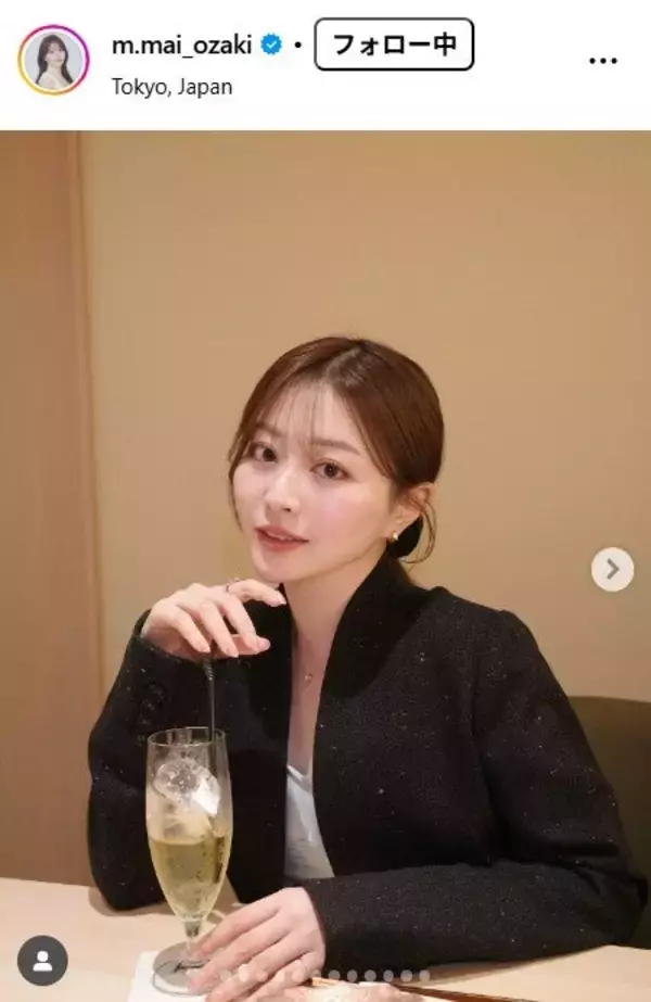 「バチェラー5」参加美女、素肌のぞくリブワンピース姿公開「後ろ姿から美人すぎる」「大人っぽい」と話題