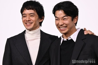 仲野太賀＆池松壮亮「ほっぺにキスまでなら」手繋ぎ登場で終始仲良しオーラ全開 アクションシーンでは“泥臭さ”意識【豊臣兄弟！】