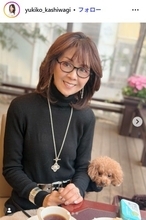 柏木由紀子、手編みのセーター公開「首元にデザインがあって素敵」「お店で買ったものみたい」と反響
