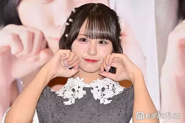 ≠ME尾木波菜、美デコルテ際立つキャミ姿でパリディズニー満喫「プリンセス感が溢れてる」「鎖骨くっきりで綺麗」と反響相次ぐ