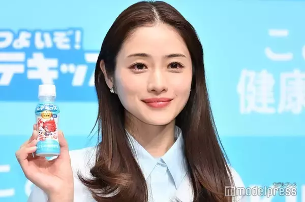 石原さとみ、育児で意識していること・家族時間語る「子供と見つめ合って…」