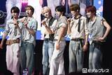 「TWS、ファンが「本物の宝物」客席に接近 ジフンは「トッケビ」名シーン再現【KCON JAPAN 2026】」の画像1