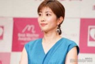 潮田玲子「かなり早めに出せた」巨大クリスマスツリー披露に驚きの声殺到「天井高すぎ」「お子さん喜びそう」