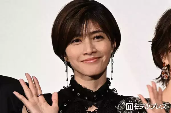 「内田有紀、元俳優・柏原崇氏との結婚発表「ともに歩んできた時間が家族という形になりました」【全文】」の画像