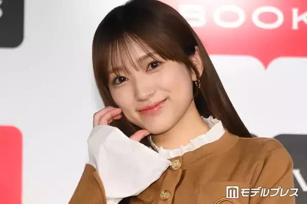 矢吹奈子、妹と“変装なし”で映画館へ プラベショットにファン衝撃「普通にいるのびっくり」「上目遣いに悶絶」