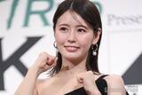 「“準ミス青山”井口綾子、美背中大胆見せベアドレス姿「可愛いと美しいを両立してる」「スタイルレベチ」の声」の画像1