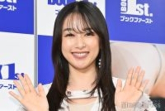 桜井日奈子「初めて役で腹筋割りました」鍛え上げた美腹筋に反響続々「努力の賜物」「へそピアス似合ってる」