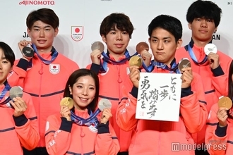 “りくりゅう”三浦璃来選手＆木原龍一選手「ミラノ五輪」金メダル獲得のご褒美は？「食事制限をしっかりやってきたんで」【TEAM JAPAN 帰国時記者会見】