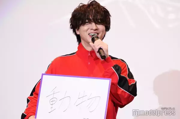 timelesz寺西拓人、人気若手俳優からの“おねだり”に照れ笑い 声優で演じてみたい役も明かす【迷宮のしおり】