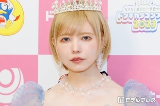 益若つばさ、辻希美のサプライズバースデーパーティー公開 豪華料理に「ケーキでかくてデザインもすごい」「見たことないものばかり」の声