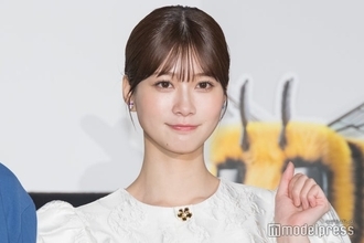 生見愛瑠、ミニスカコーデ披露 イベントオフショットに「大人っぽい」「腰の位置レベチ」の声