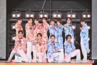 “秋元康プロデュース”SHOW-WA＆MATSURI「ヘビロテ」スタンドマイク使い本気カバー「平均年齢36歳、最年長42歳の昭和歌謡グループになっています」【関コレ2026S/S】